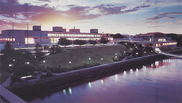 A view of the Queensland Art Gallery, 1982.
